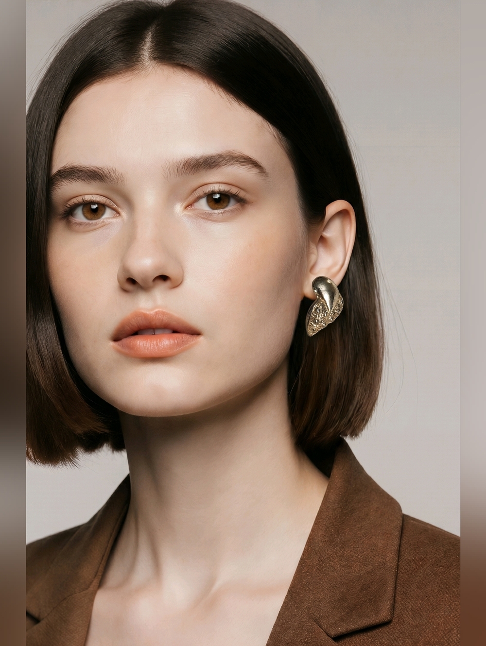 Jordache Vintage Gold Heart Rhinestone Drop Earrings